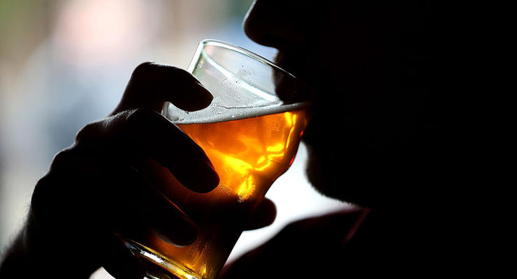 Кабмин готовит резкое повышение минимальных цен на алкоголь