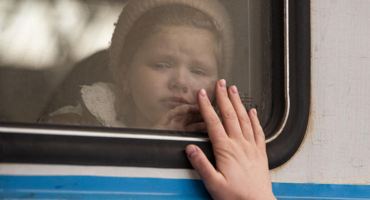 Підтримка українських біженців у Чехії: хто позбудеться житла