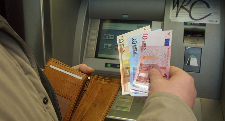 Курс валют на 8.08.2023: евро продолжает дорожать