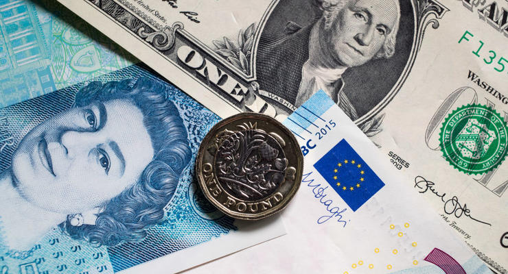 Курс валют на 10.08.2023: евро растет