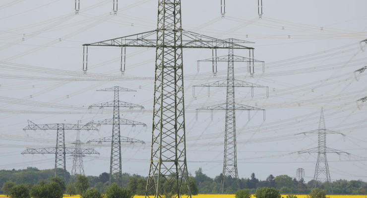 Потребление электроэнергии: Украина берет аварийную помощь в Польше и Румынии