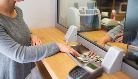 Курс валют на 1.09.2023: євро знову дешевшає