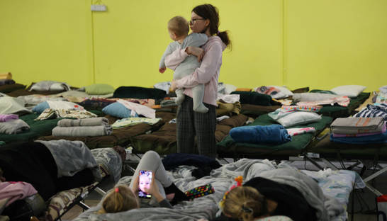 В каких условиях живут украинские беженцы в Европе: ответ