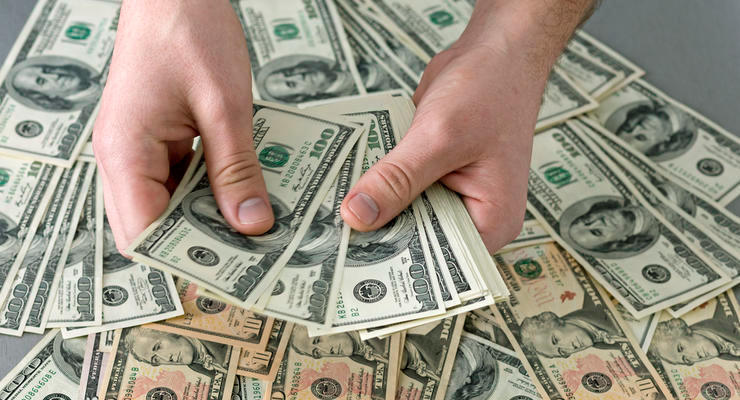 Курс валют на 18.10.2023: доллар растет
