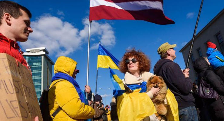 Латвия выделила 10 млн евро на помощь украинским беженцам