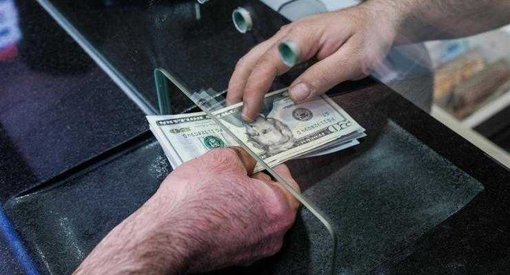 Курс валют на 7.12.2023: доллар снова дорожает