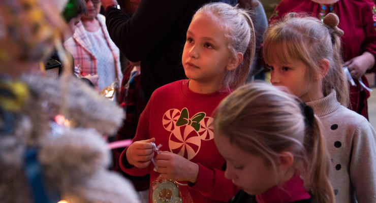 Польша увеличит выплаты для украинцев с детьми