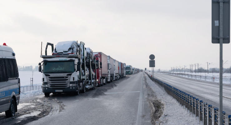 Словакия возобновляет блокаду границы с Украиной