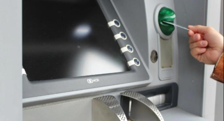 ПриватБанк попередив про проблеми з банкоматами та терміналами