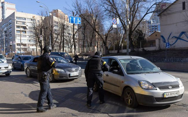 Повістки на блокпостах у Київській області: поліція спростовує