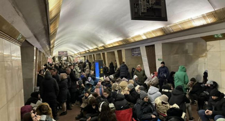 Какие услуги доступны в киевском метро во время воздушных тревог