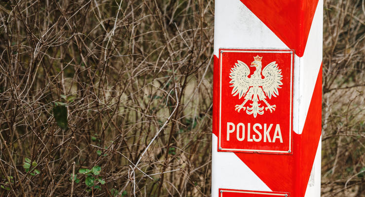 Поляки заблокували пункт пропуску "Шегині" для всього транспорту