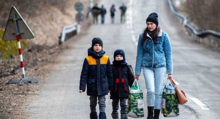 Сколько беженцев хотят вернуться в Украину: опрос ООН