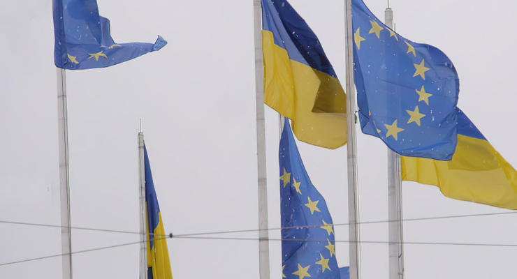 Послы ЕС согласовали 13 пакет санкций против РФ: детали