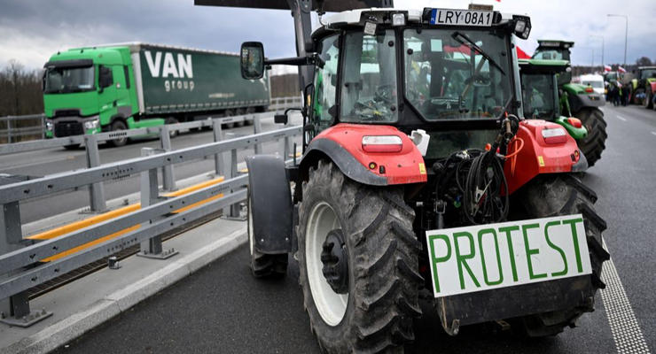 Польские фермеры угрожают заблокировать границу с Германией