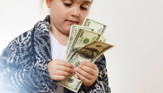 Курс валют на 27.02.2024: доллар дешевеет