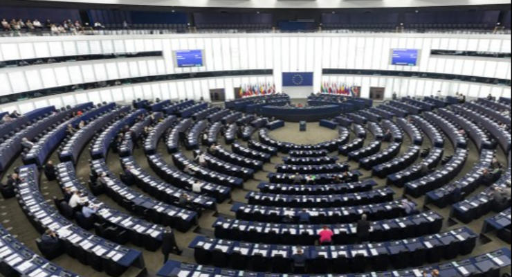 В Европарламенте одобрили продление свободной торговли с Украиной
