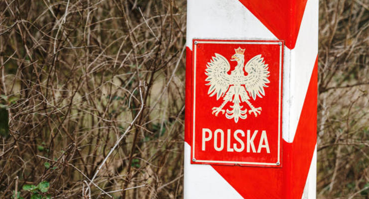 Поляки блокируют три пункта пропуска на границе с Украиной