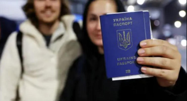 Польша изменила поддержку украинских беженцев