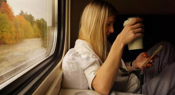 "Укрзалізниця" збільшила вартість постільної білизни у потягах
