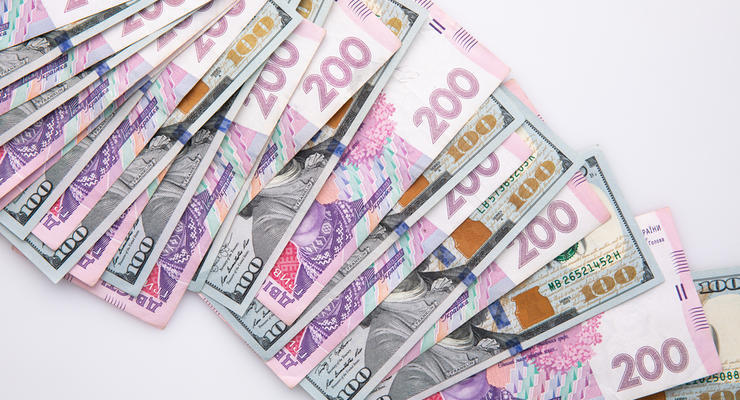 Курс валют на 8.07.2024: сколько стоят доллар и евро