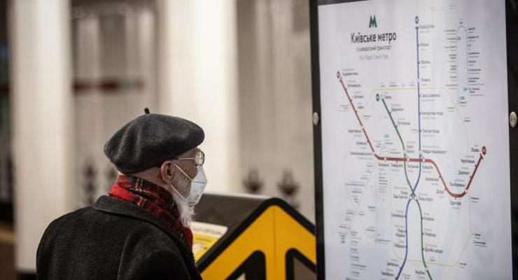 В Киеве полноценно заработала синяя ветка метро